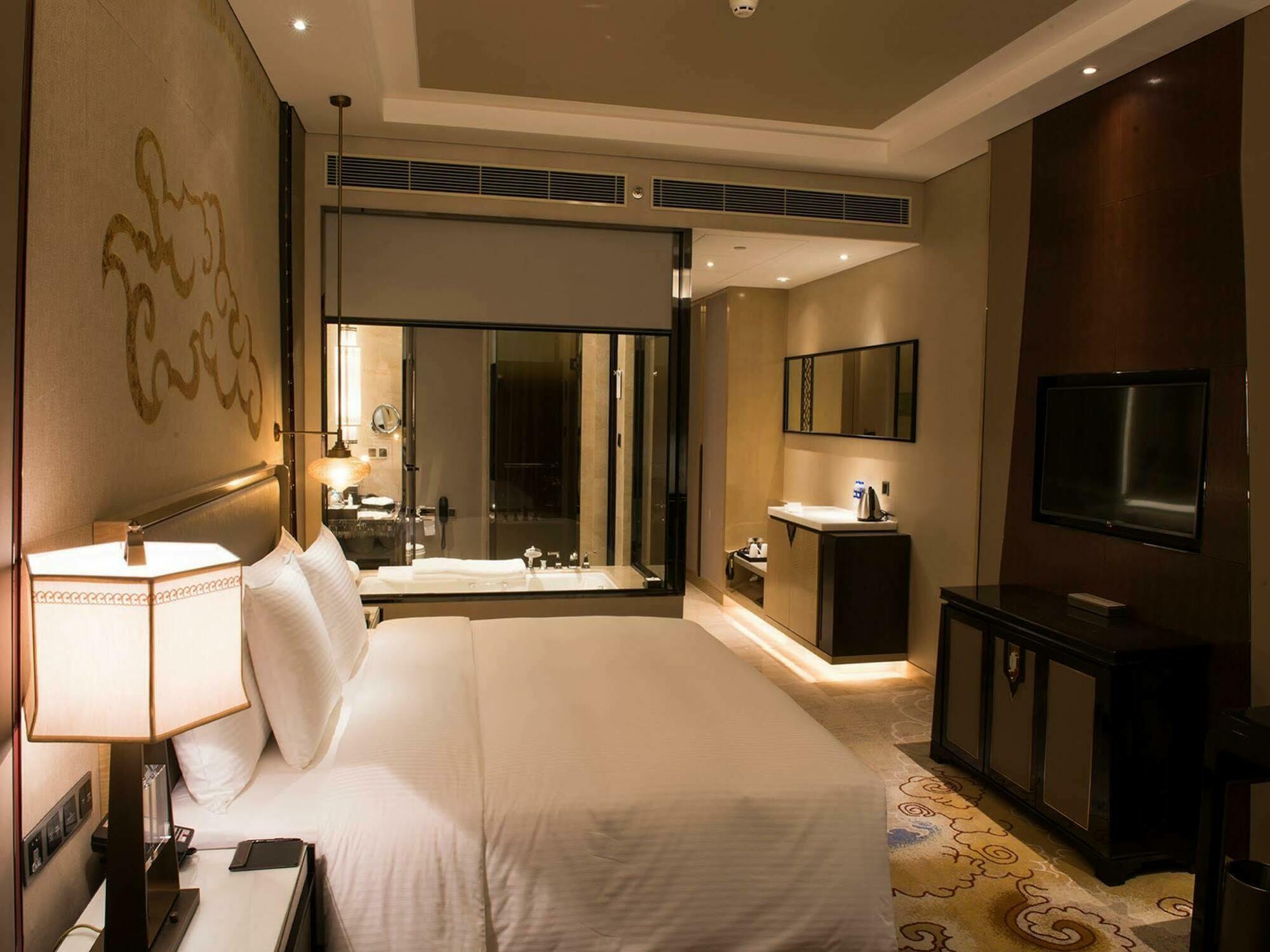 Wanda Vista Xining Hotel Exterior photo